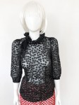 Armani Exchange bluzka z jedwabiem