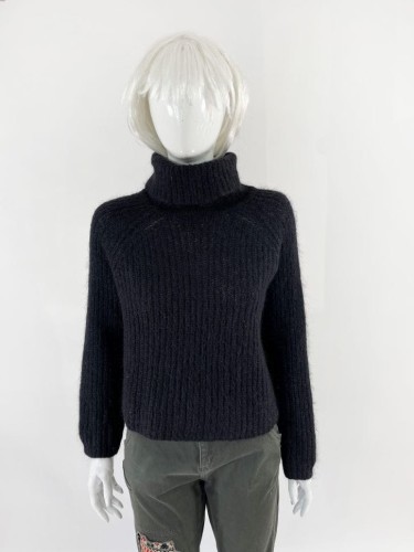 Hallhuber czarny sweter moher