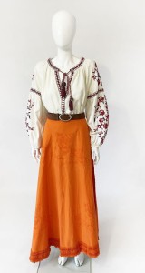 Rozkloszowana maxi spódnica vintage