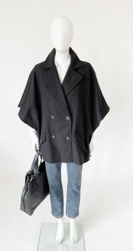 Liebeskind peleryna z wełną