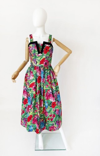 Długa sukienka w kwiaty 80's