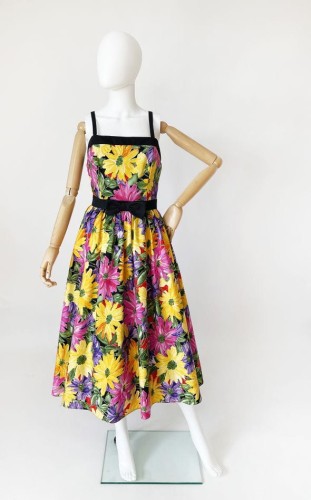 Długa sukienka w kwiaty 80's