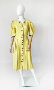 Haftowana sukienka vintage 