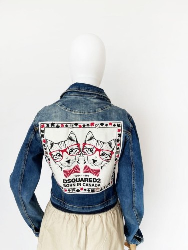 Dsquared2 jeansowa kurtka z naszywką