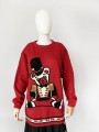 Czerwony sweter vintage z misiem gwardzistą
