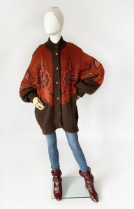 Długi zdobiony sweter vintage moher