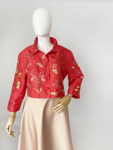 Jedwabna haftowana kurtka