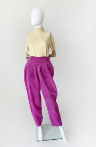 Zamszowe spodnie slouchy vintage fuksja