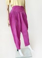 Zamszowe spodnie slouchy vintage fuksja