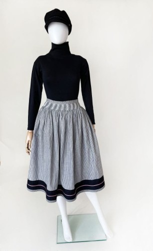 Rozkloszowana midi spódnica vintage