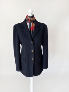 Minimalistyczna kaszmirowa marynarka vintage