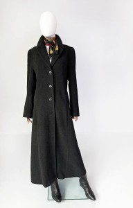 Wełniany płaszcz maxi vintage