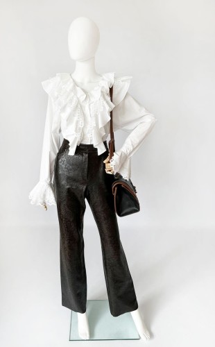 Betty Barclay spodnie w wytłaczane wzory skóra ekologiczna