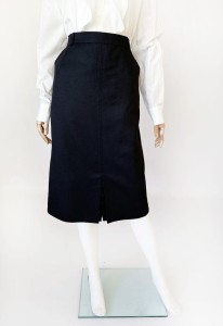 Klasyczna wełniana spódnica vintage