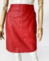 Skórzana czerwona spódnica