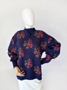 Alafoss wełniany sweter w kwiatowe wzory