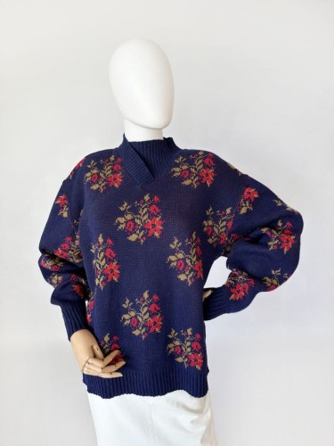 Alafoss wełniany sweter w kwiatowe wzory