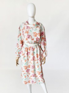 Sukienka vintage pastelowe kwiaty