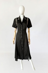 Haftowana maxi sukienka z ramii vintage