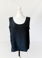 Minimalistyczny jedwabny top