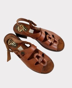 Hiszpańskie skórzane sandały