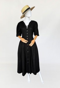 Rozkloszowana sukienka vintage 100% len