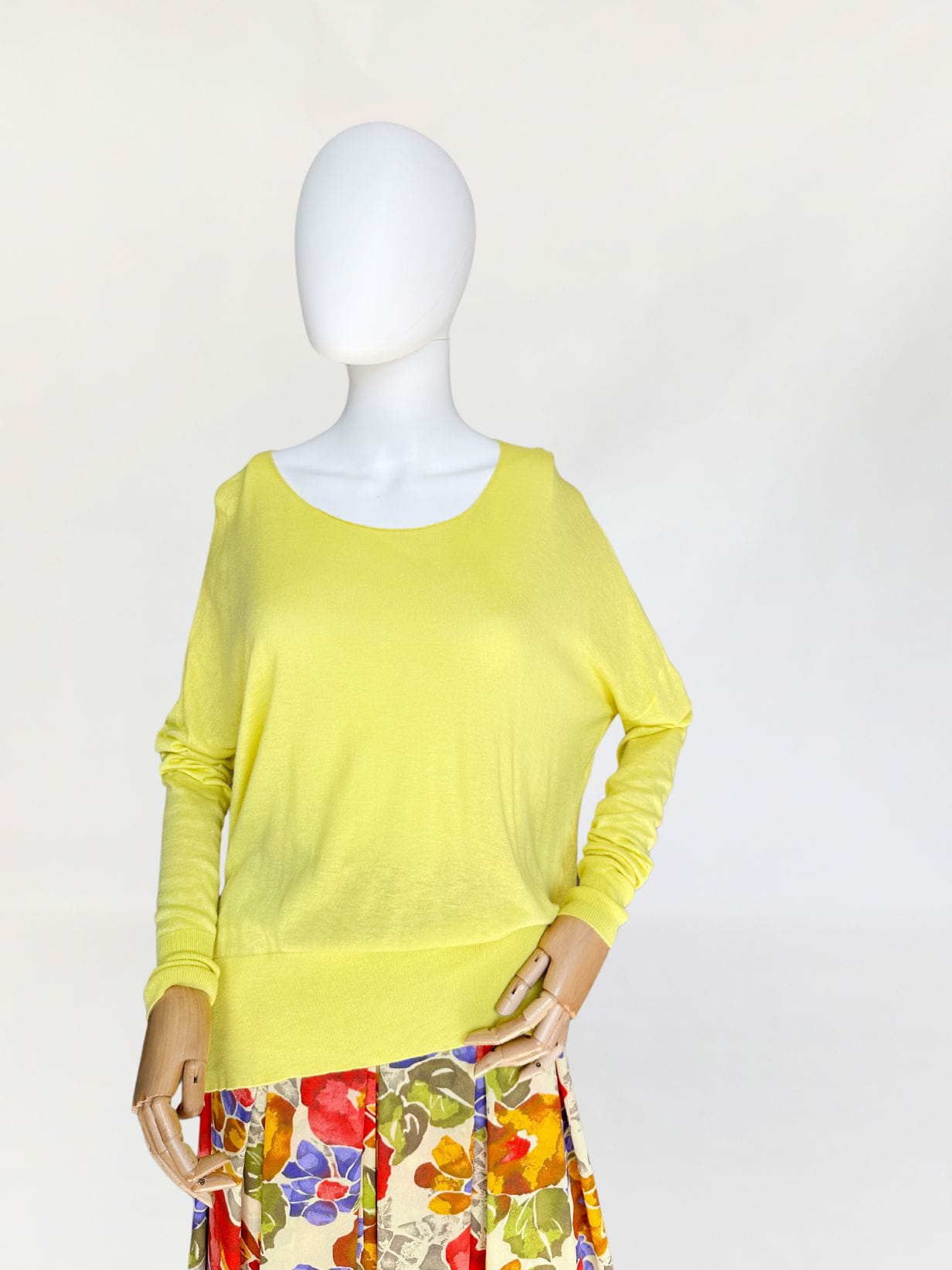 Max&Co lekki sweter oversize