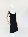 Armani Collezioni minimalistyczna sukienka