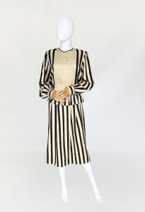 Jedwabna długa sukienka vintage z lat 80-tych