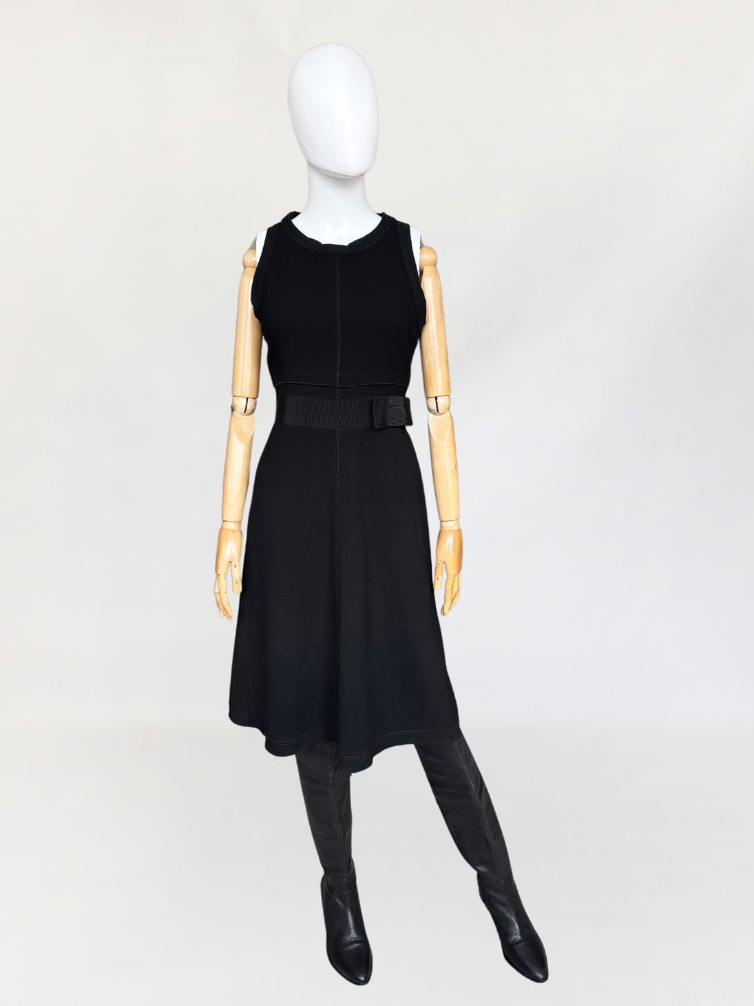 Prada minimalistyczna wełniana sukienka