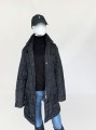 Armani pikowany płaszcz w jeździeckim stylu