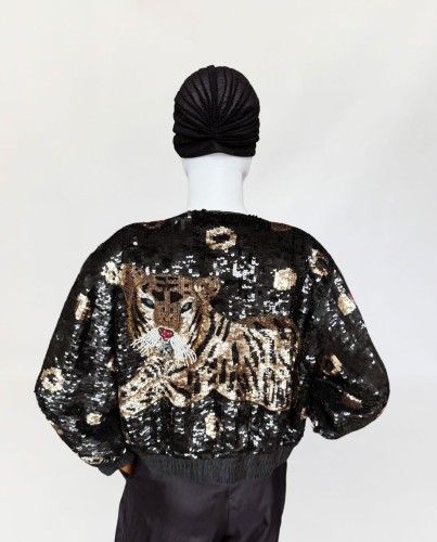 Jedwabna kurtka vintage wyszywana cekinami