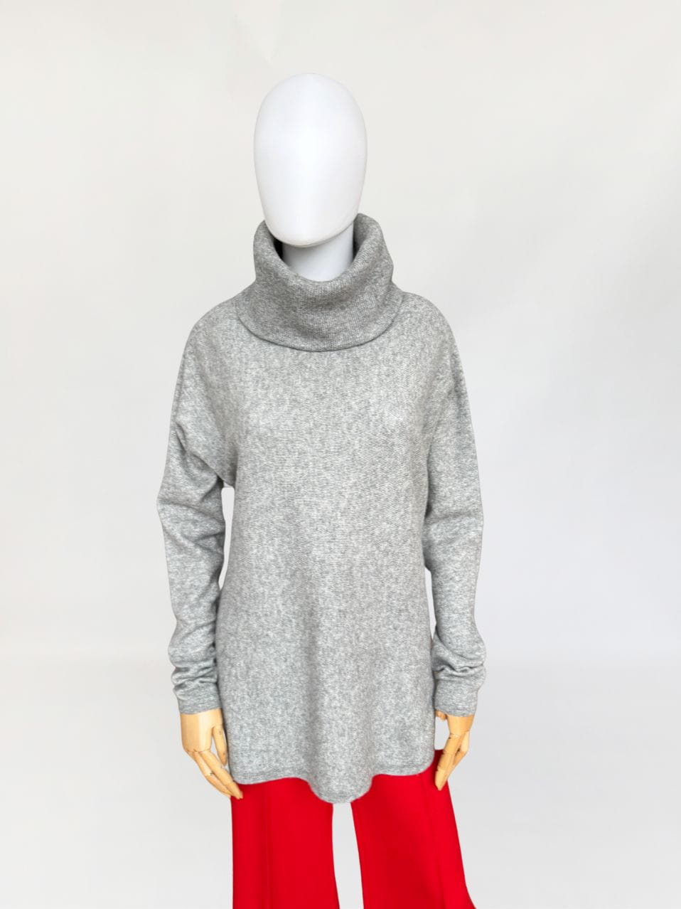 Max Studio kaszmirowy sweter z golfem