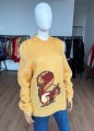 Wełniany sweter vintage z wiewiórką
