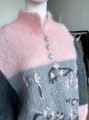 Moherowy wyszywany sweter vintage