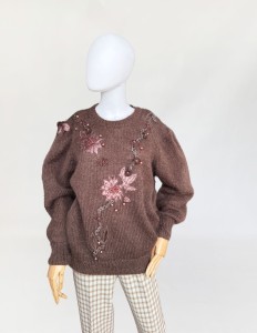 Zdobiony sweter vintage z moheru