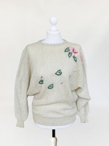 Moherowy sweter vintage z aplikacjami