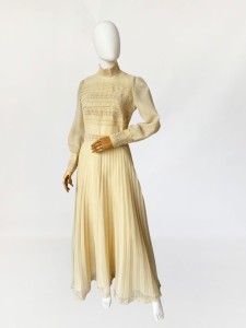 Suknia ślubna boho vintage 1970s