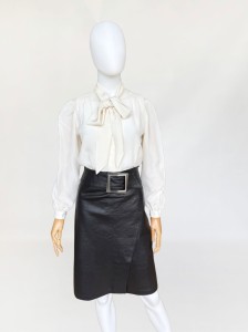 Skórzana spódnica vintage z paskiem