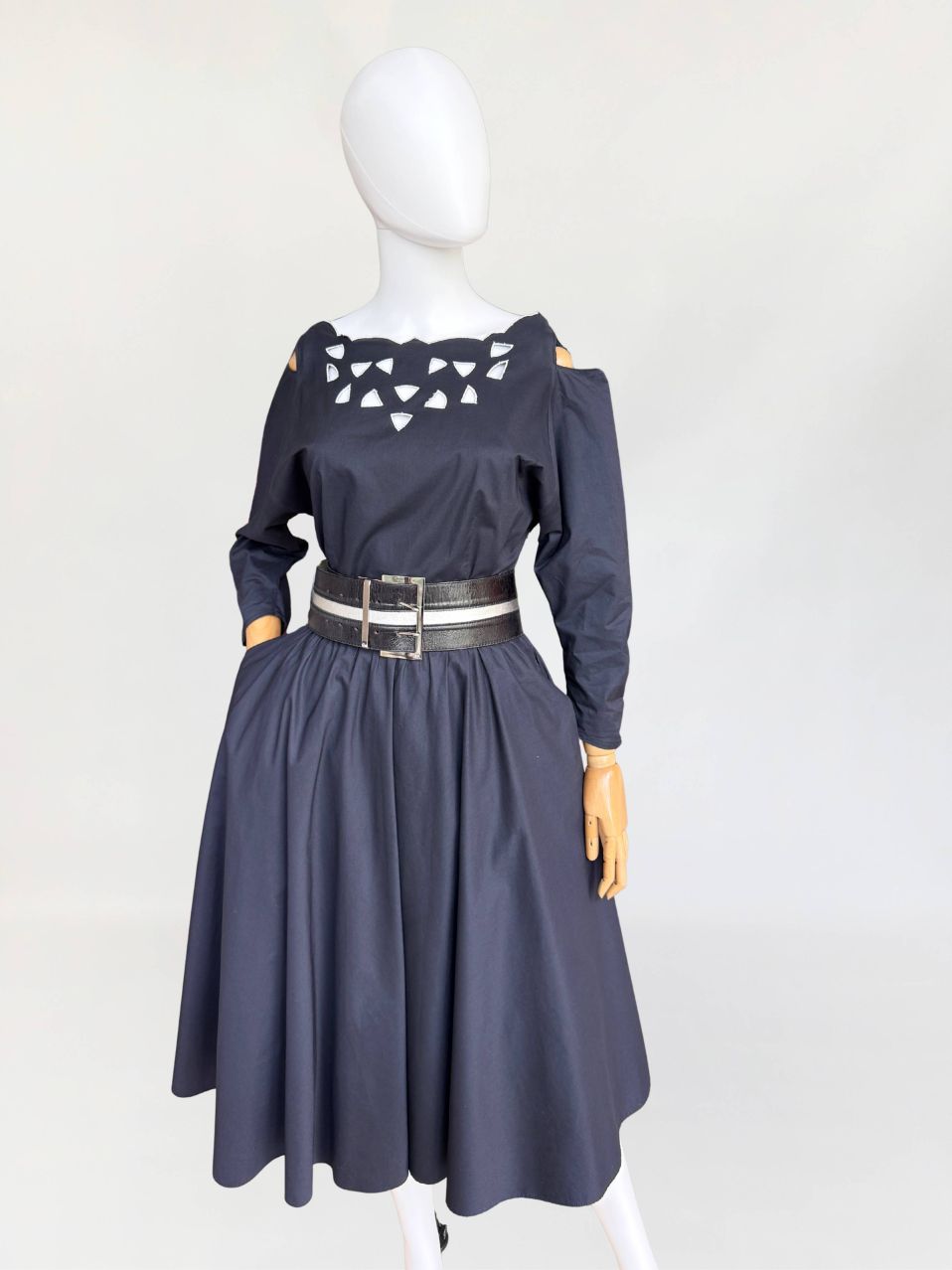 Rozkloszowana sukienka vintage 1980s does 1950s