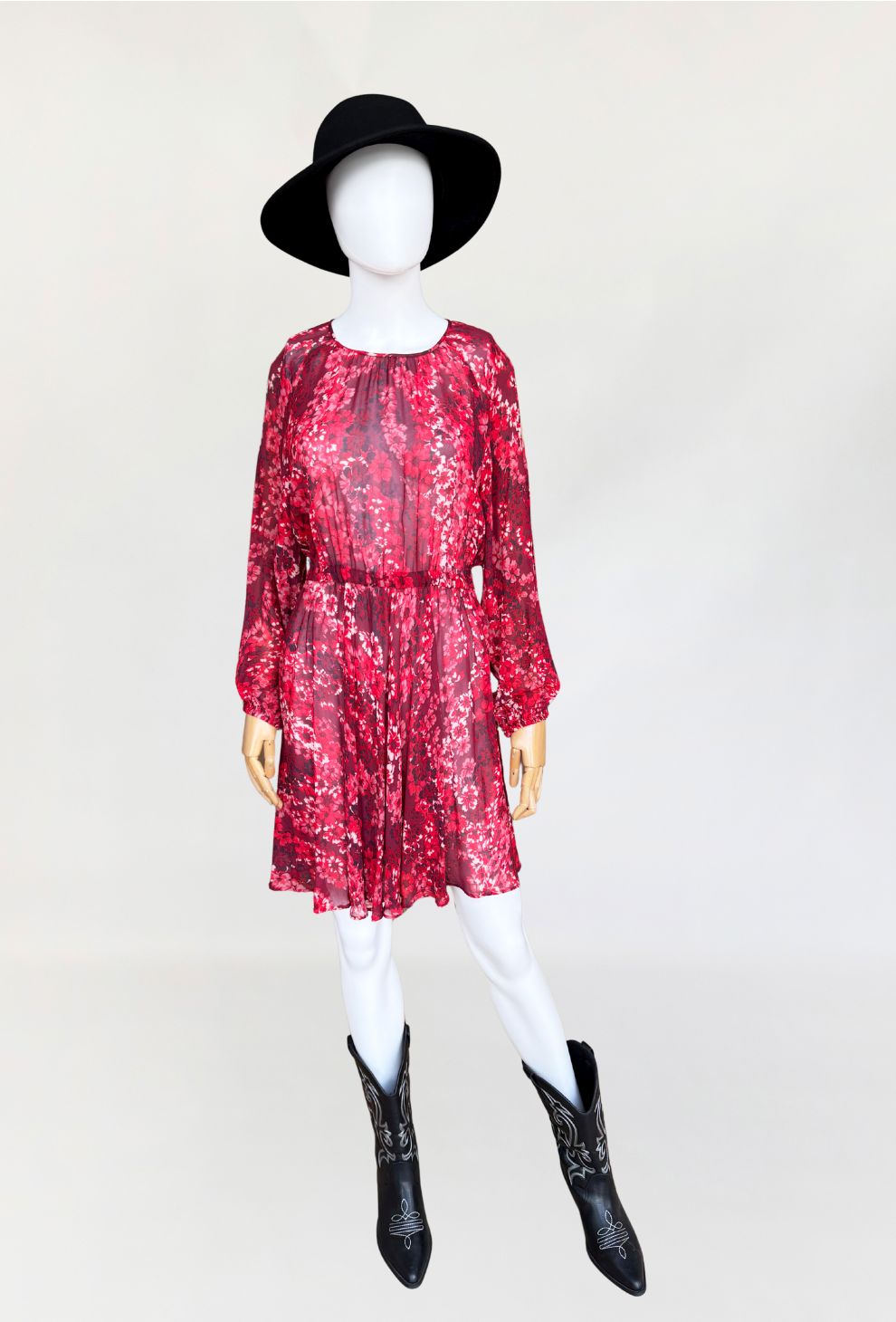 Jedwabista sukienka boho w kwiaty