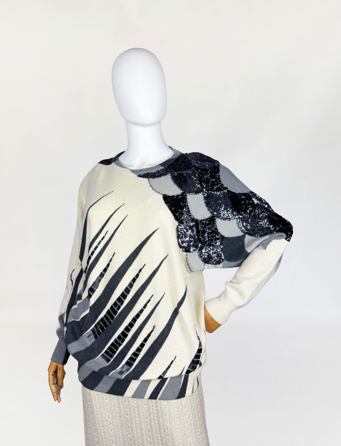 Włoski zdobiony sweter vintage 1980s