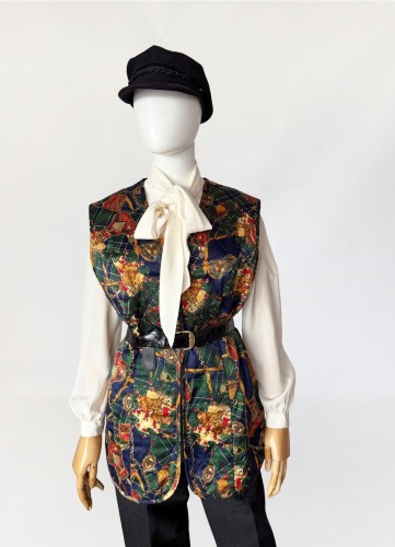 Pikowana kamizelka motywy jeździeckie