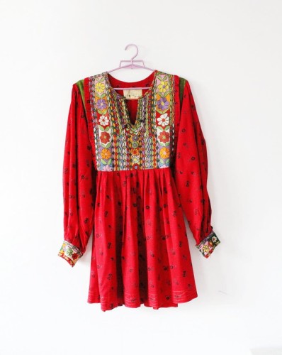 Kandahar Designs bogato haftowana tunika