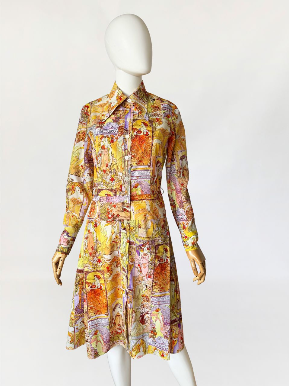 Sukienka vintage 1970s printy Alfons Mucha