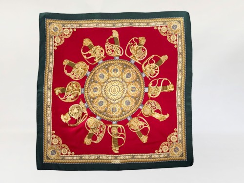 Gucci jedwabna apaszka we wzory