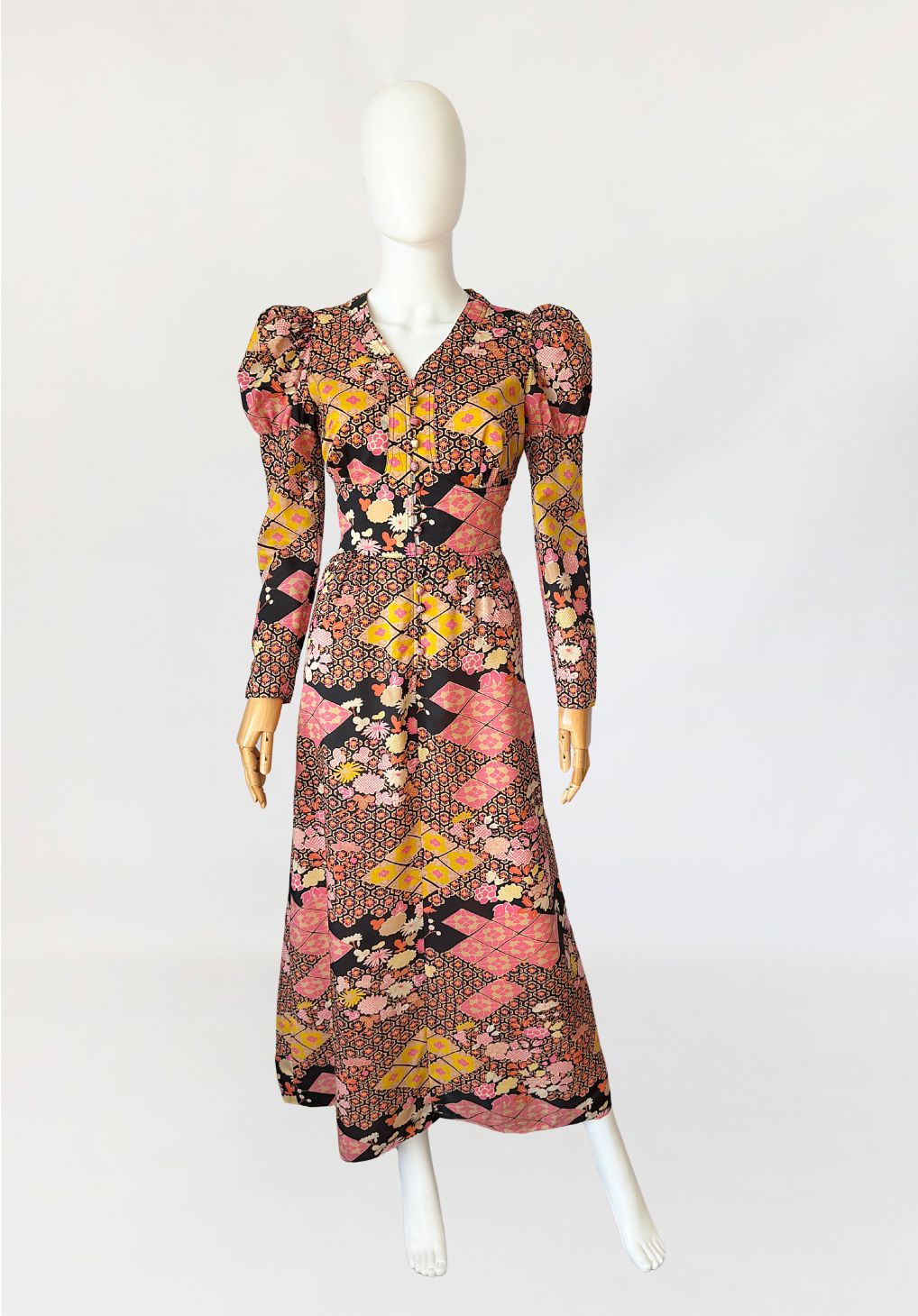 Wzorzysta maxi sukienka vintage 1970s