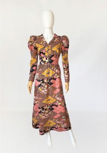 Wzorzysta maxi sukienka vintage 1970s