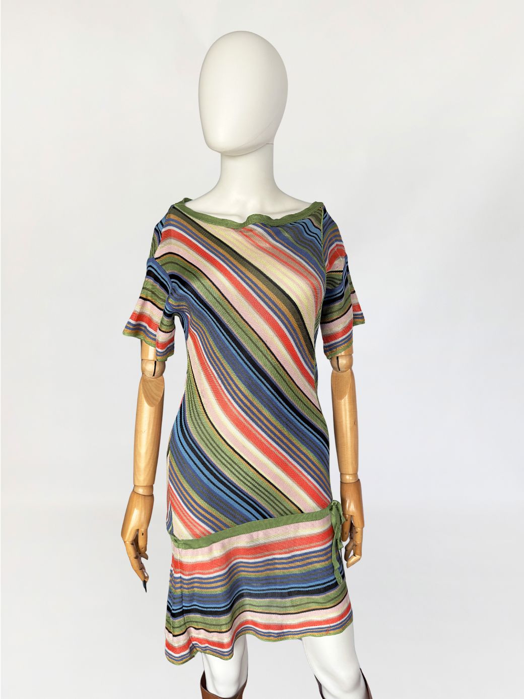 Missoni sukienka w kolorowe pasy