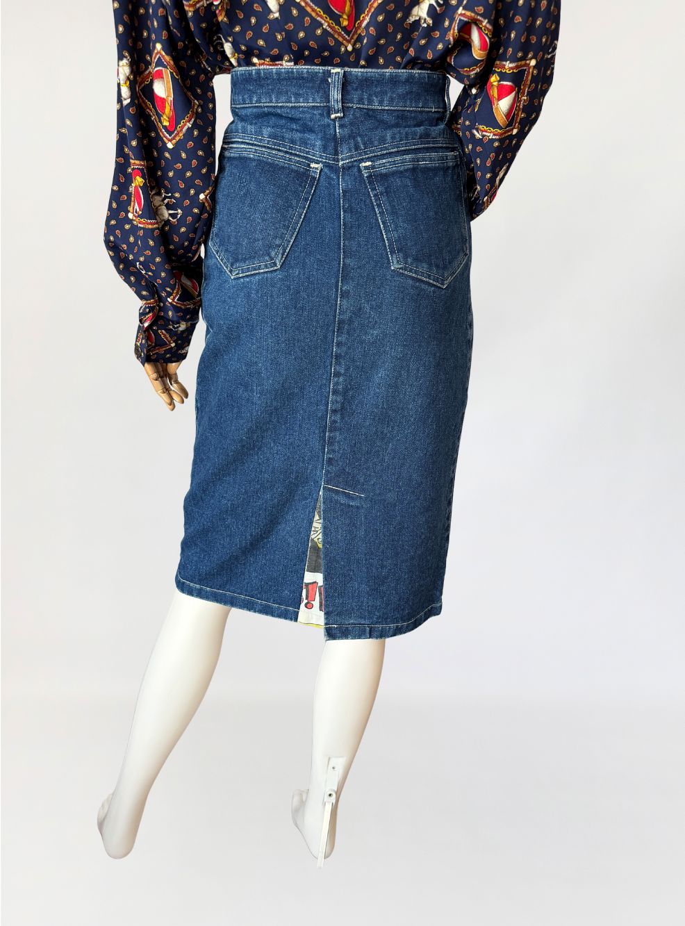Ołówkowa jeansowa spódnica vintage